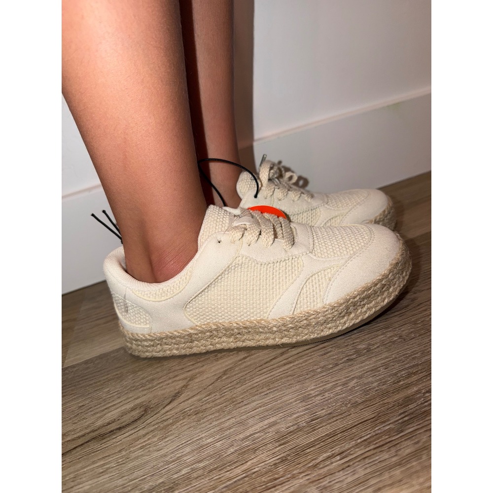 Girl sneakers size 3 espadrilles